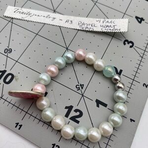 USA MADE Pastel Pearl Bracelet w/ pink heart charm